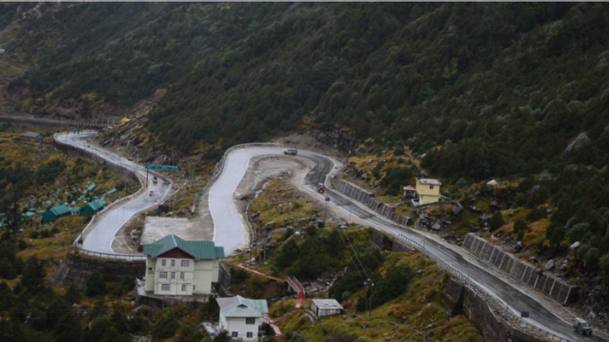 sikkim-new-rule-tourists-vehicles-entering-state-must-have-garbage-bags